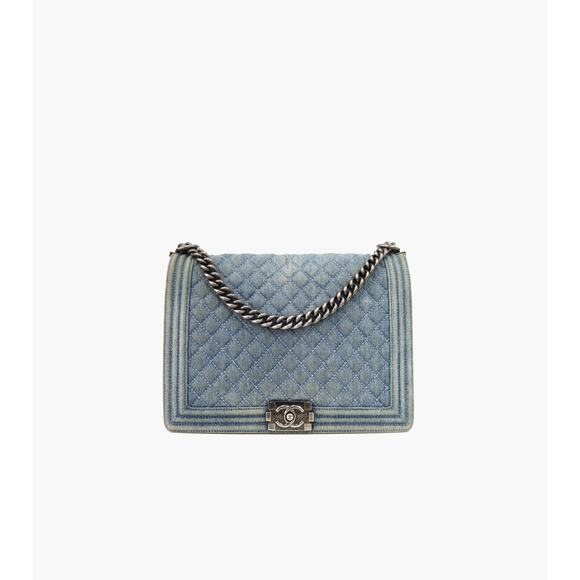 CHANEL Maxi Denim Boy Bag C-A25364 - Picture 1 of 10